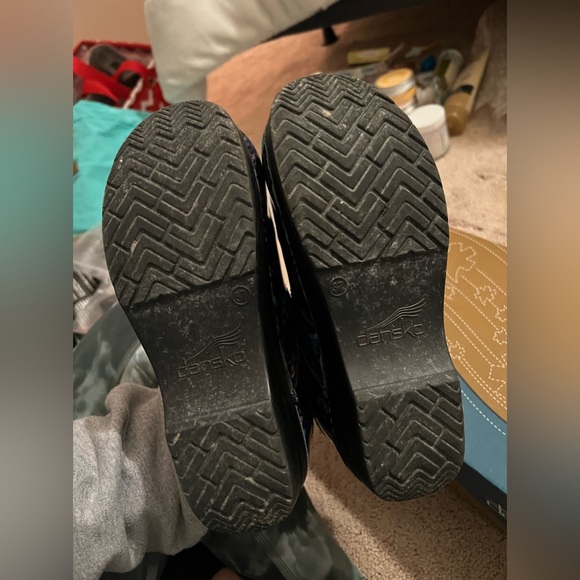 Dansko shoes - Picture 2 of 6